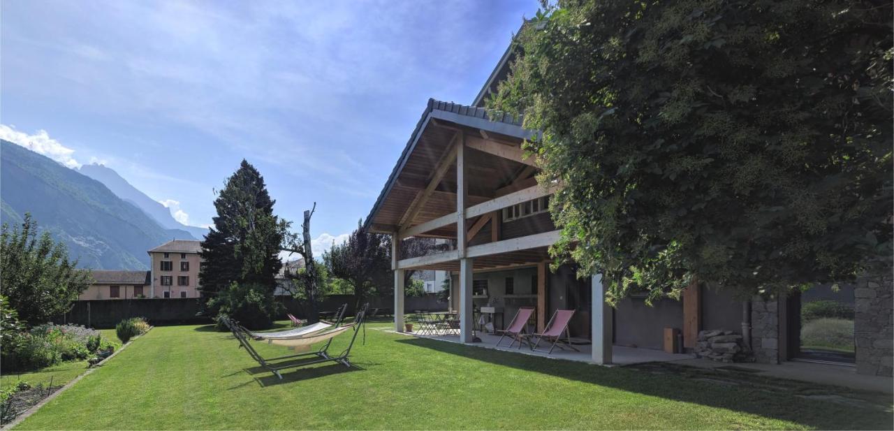 سان-جان-دي-موريين Chalet Les Cols - Chambres Avec Terrasse & Jardin - Proche De La Nouvelle Gare المظهر الخارجي الصورة